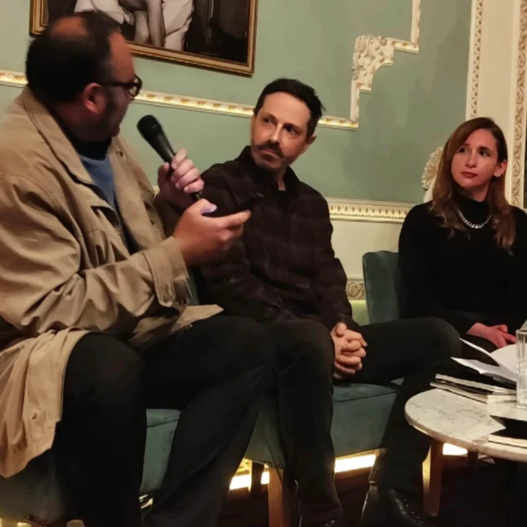 Lanzamiento de Instantáneas de la decisión, de Luciano Tagle Santiago