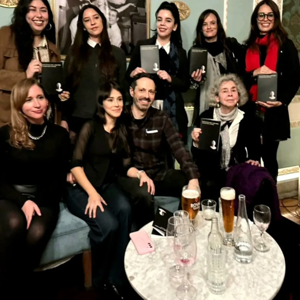 Lanzamiento de Instantáneas de la decisión, de Luciano Tagle Santiago, foto 10 de 11